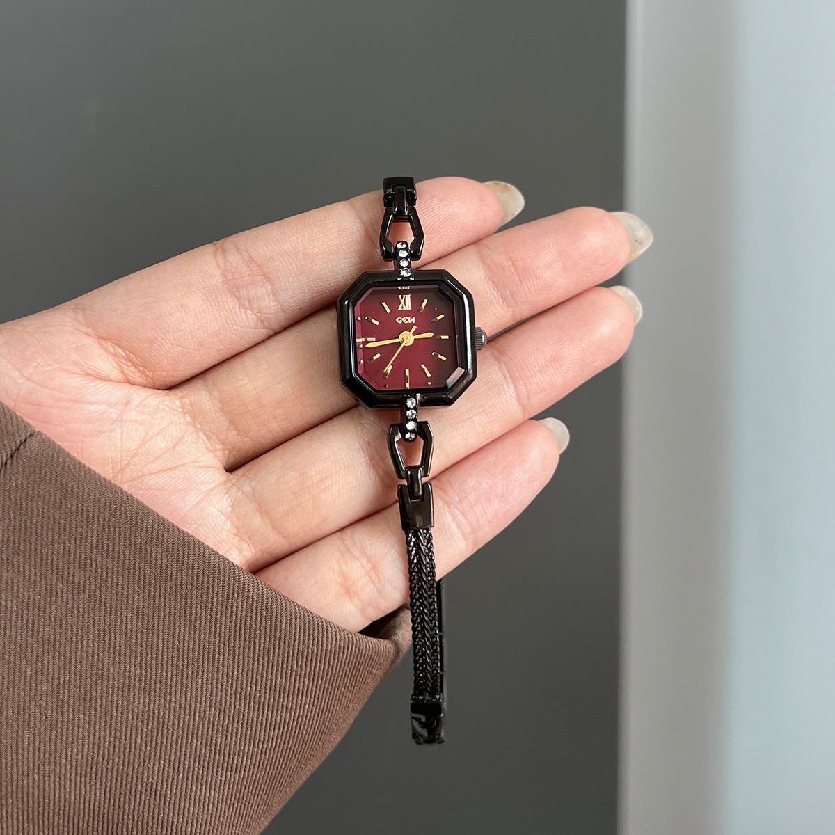 Square Fashionable Exquisite H - Luxury Watch Values ulasan dan harga