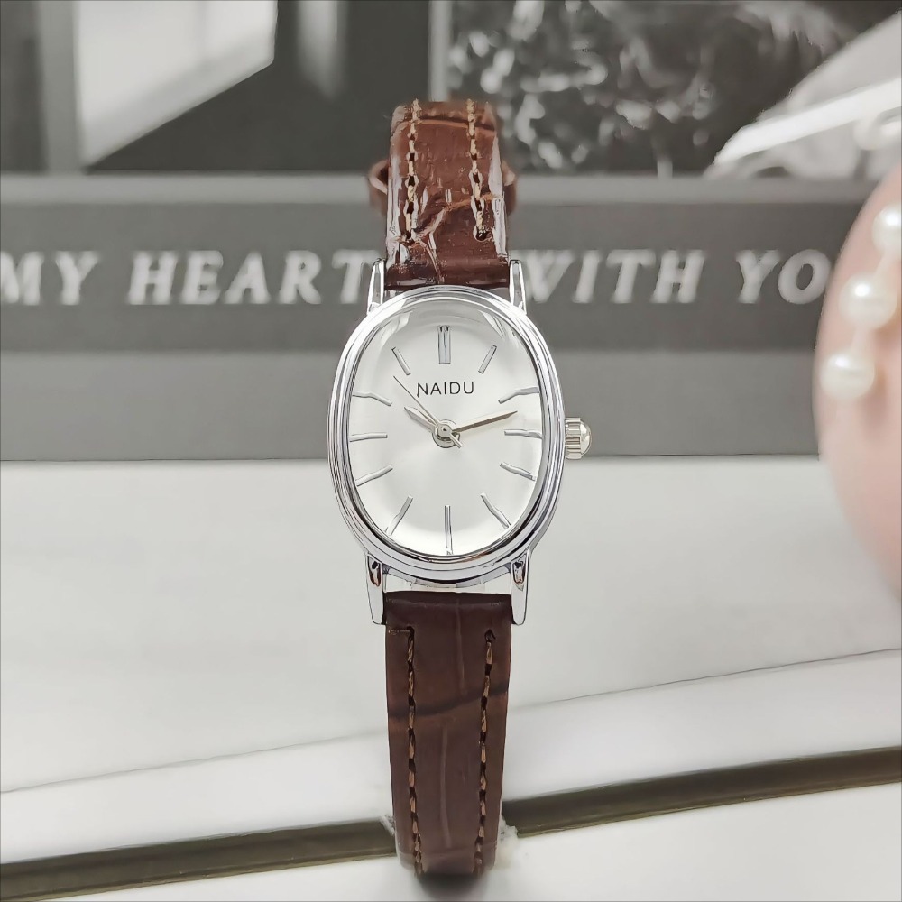 Fashion Brand Women Oval Dial  - Luxury Watch With Leather Strap ulasan dan harga