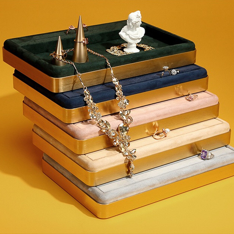 High Leve Velvet Ring Bracelet - Luxury Watch Stand ulasan dan harga
