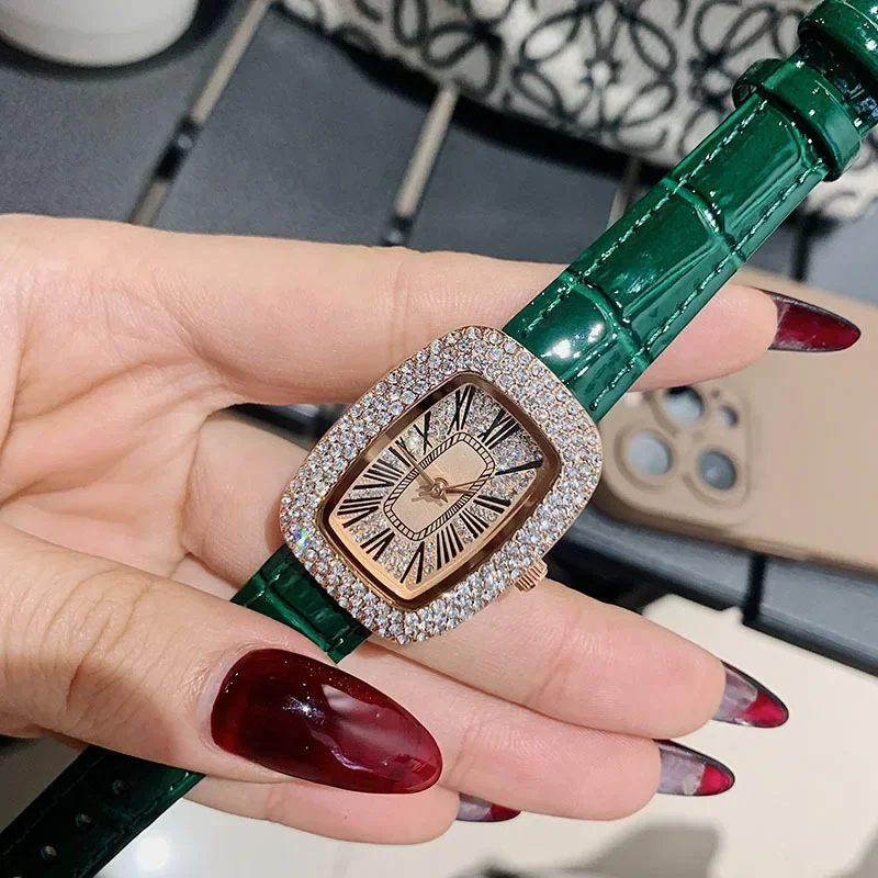 Trendy and fashionable women's - Luxury Watch With Leather Strap ulasan dan harga